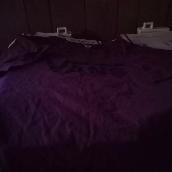 Men's Name brand T Shirt - Picture 1 of 3